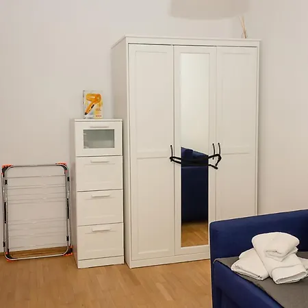 Апартамент *bright & Cozy* 2bd Flat With A Cute Balcony