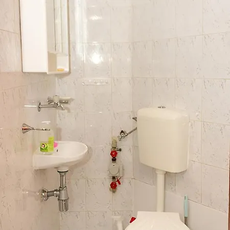 *bright & Cozy* 2bd Flat With A Cute Balcony Апартамент Варна